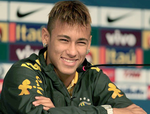 Neymar caras e bocas coletiva (Foto: Mowa Press)