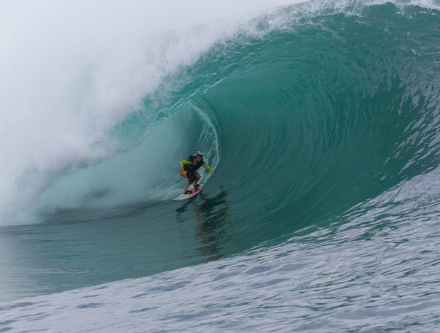 surfe Teahupoo Taiti gigante Keala Kennelly (Foto: Steve Robertson / ASP)