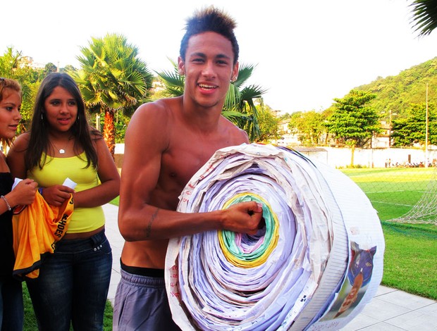 neymar santos carta (Foto: Adilson Barros/Globoesporte.com)