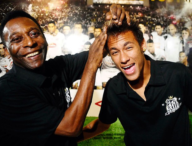 Pelé e Neymar em evento do Santos (Foto: Marcos Ribolli / GLOBOESPORTE.COM)
