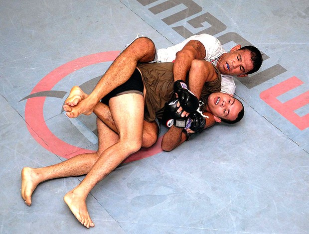 Minotauro no treino do UFC (Foto: André Durão / GLOBOESPORTE.COM)