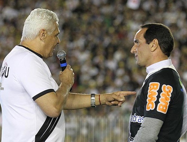   Roberto Dinamite e Edmundo vasco (Foto: Marcelo Sadio/Site oficial Vasco da Gama)