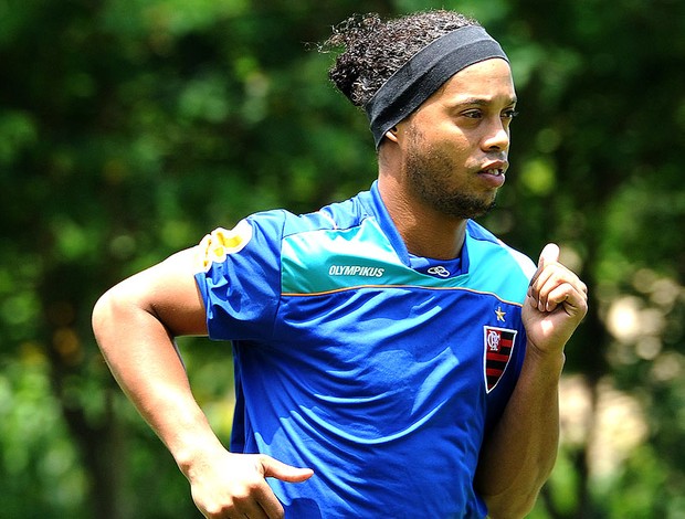 Ronaldinho no treino do Flamengo (Foto: Alexandre Vidal / Fla Imagem)