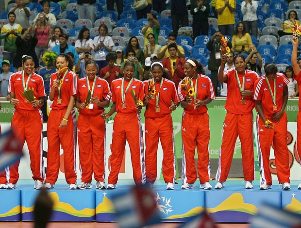 Seleção de Cuba campeã do Pan 2007 no Rio de Janeiro (Foto: EFE)