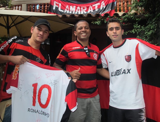 Torcedores do Flamengo em Sucre (Foto: Richard Souza/Globoesporte.com)