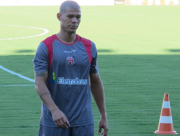 Nilton careca treino Vasco (Foto: Gustavo Rotstein / Globoesporte.com)