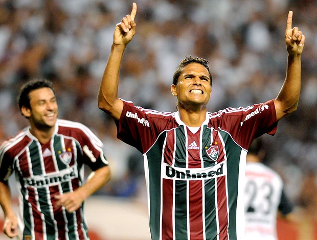 Anderson comemora gol do Fluminense contra o Zamora (Foto: Dhavid Normando / Photocamera)