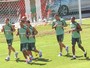 Titulares do Fluminense suam a camisa em dia de jogo