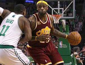lebron james, Cleveland Cavaliers v Boston Celtics