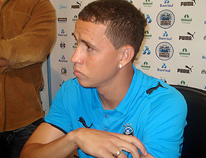 Roberson, atacante do Grêmio