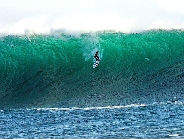Cristian Merello campeão ondas grandes Punta de Lobos