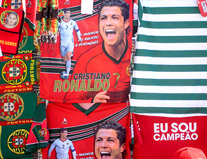 produtos de Cristiano Ronaldo no treino de Portugal 