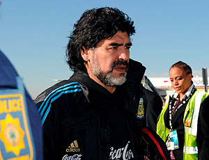 Maradona desembarca na África 