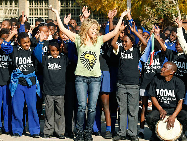 Shakira crianças Soweto campanha social 