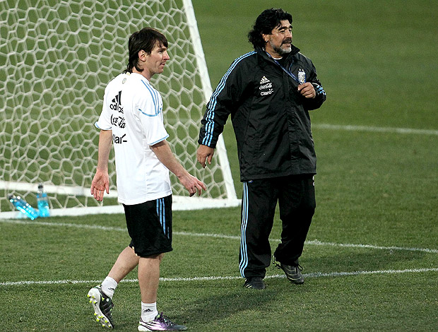Messi Maradona treino Argentina (Foto: Getty Images)