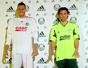 Deola e Lincoln, apresentação camisa nova Palmeiras