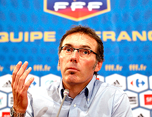 Laurent Blanc técnico França em coletiva