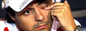 Massa recebeu três ordens para abrir para Alonso, afirma jornal (Reuters)