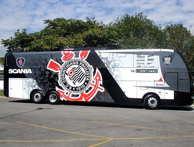 Ônibus do Corinthians 02