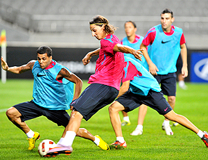  Ibrahimovic e Daniel Alves, Barcelona treino em Seul