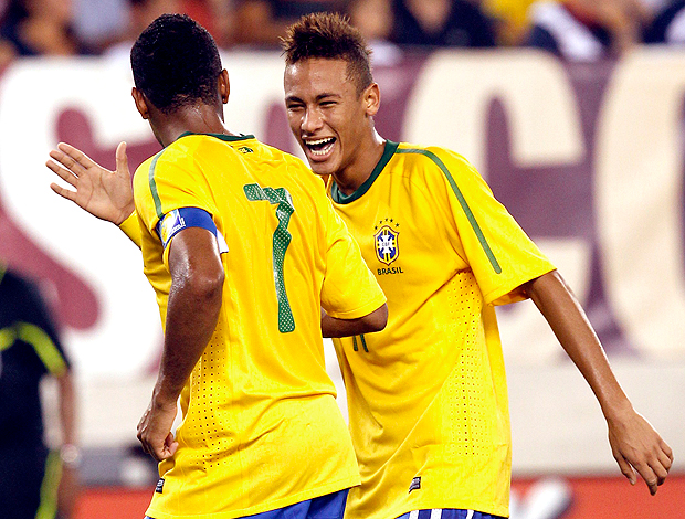 neymar e robinho brasil gol EUA amistoso (Foto: agência Reuters)