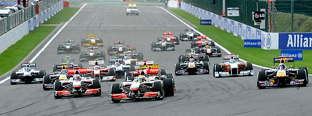 Hamilton na largada do GP da Bélgica