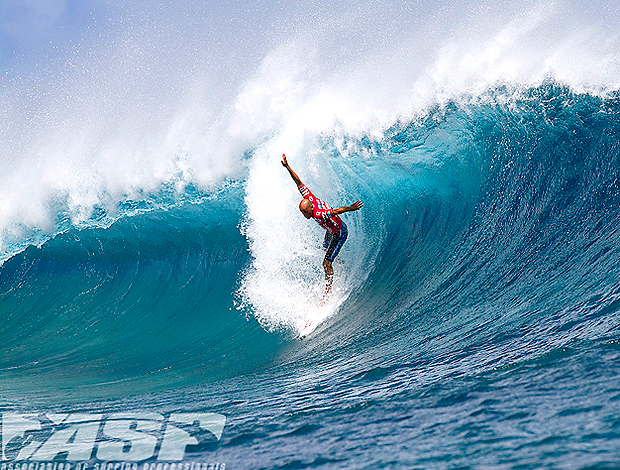 Surfe Kelly Slater nota 10 Mundial Taiti