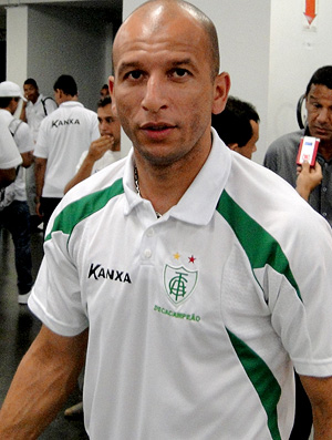 Fábio Júnior, atacante do América-MG (Foto: Marco Antônio Astoni / Globoesporte.com)