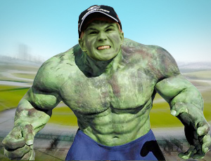montagem Hulkenberg como Hulk