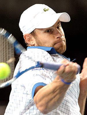 Andy Roddick na partida contra Jarkko Nieminen em Paris