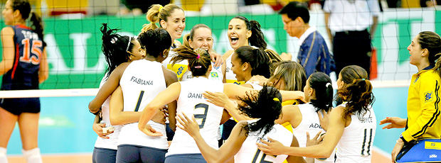 Mundial Feminino de vôlei - Brasil comemoração