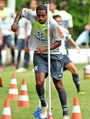 Renato no treino do Flamengo