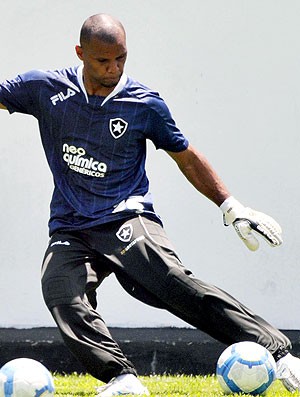 Jefferson no treino do Botafogo (Foto: Agência Photocâmera)