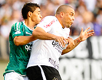 Timão empata
com o Goiás e fica em terceiro (Marcos Ribolli / Globoesporte.com)