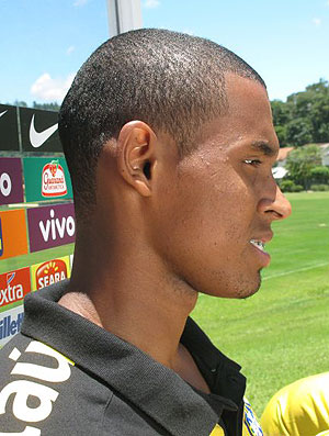 Gabriel Silva no treino da seleção sub 20