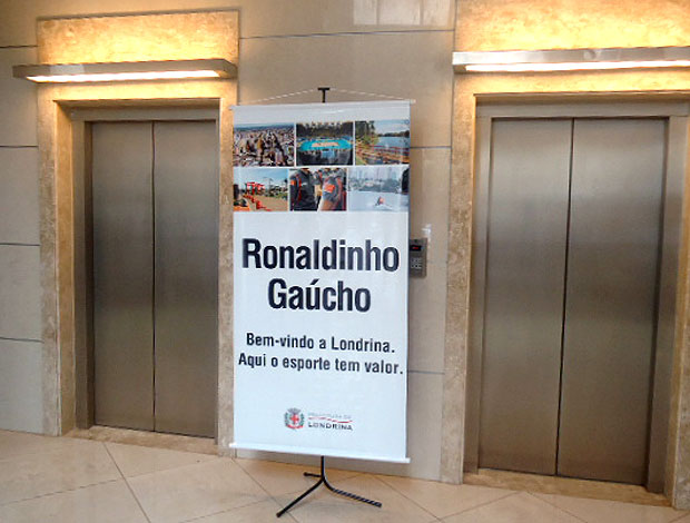 Banner para Ronaldinho Gaúcho em hotel