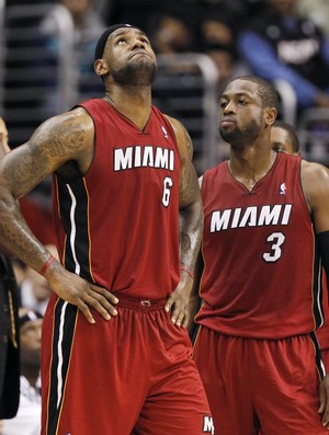 LeBron James e Dwyane Wade, do Miami Heat