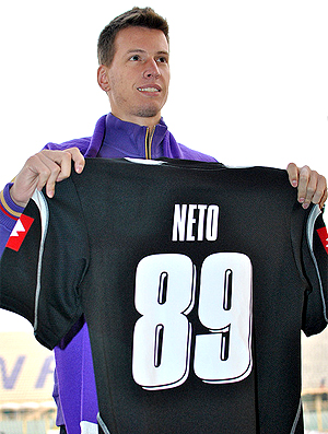 goleiro Neto apresentado no Fiorentina