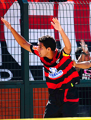 Frauches gol flamengo x bahia final copa são paulo (Foto: Marcos Ribolli/Globoesporte.com)