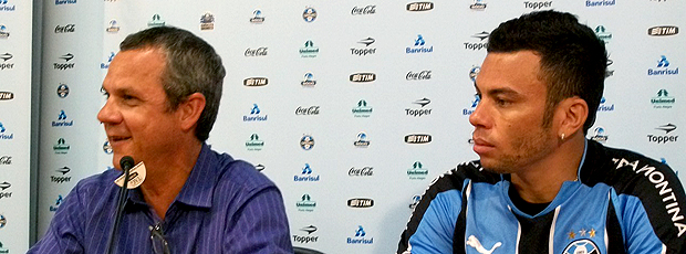 Rodolfo apresentado no Grêmio