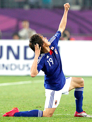 Tadanari Lee comemora gol do Japão na final da Copa da Ásia