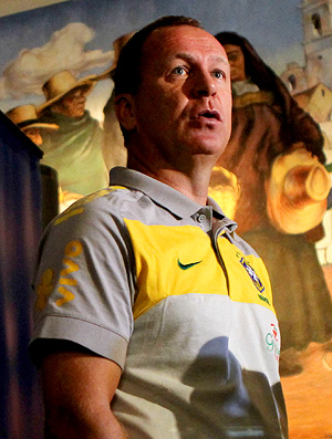 Mano Menezes, seleção brasileira arequipa