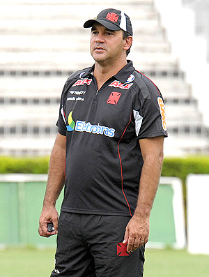 Ricardo Gomes treino Vasco (Foto: Fotocom)