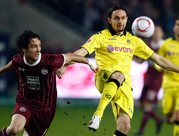 Subotic Lakic Kaiserslautern x Borussia Dortmund (Foto: Reuters)