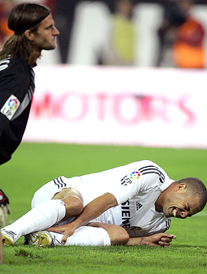 Ronaldo lesão Real Madrid (Foto: Reuters)