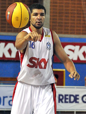 Olivinha Pinheiros basquete nbb (Foto: João Pires / Divulgação)