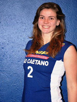 Leticia Hage, mundial junior de 2009 (Foto: Divulgação / CBV)