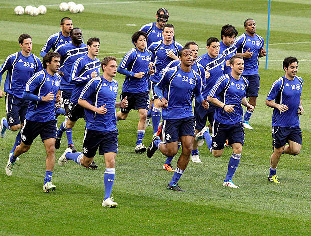 treino do Schalke no estádio San Siro para a partida da Liga dos Campeões (Foto: Reuters)