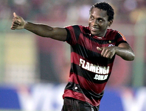 Willians gol Flamengo x Horizonte (Foto: Ag. Estado)