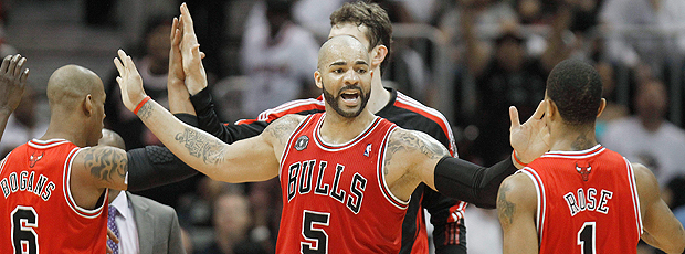 Basquete NBA Carlos Boozer Chicago bulls (Foto: AP)